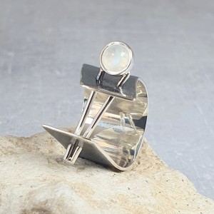 moonstone pierścionek.jpg