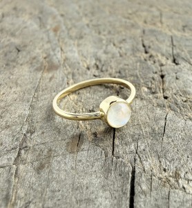 moonstone ring gold 585-bluemoss.jpg