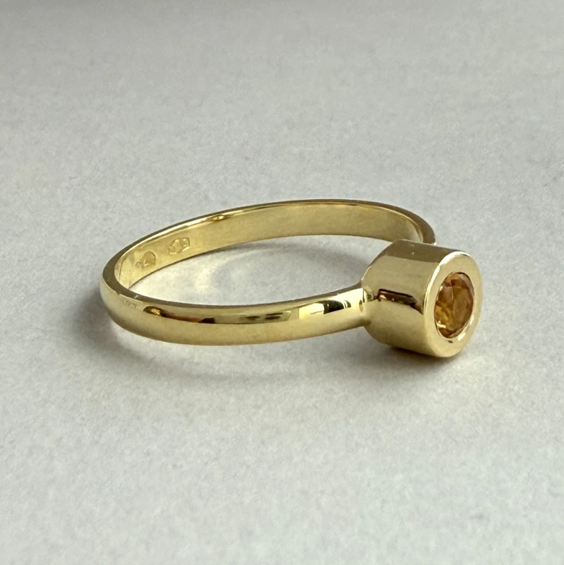 pierścionek złoty z cytrynem 0,17ct-bluemoss.jpg