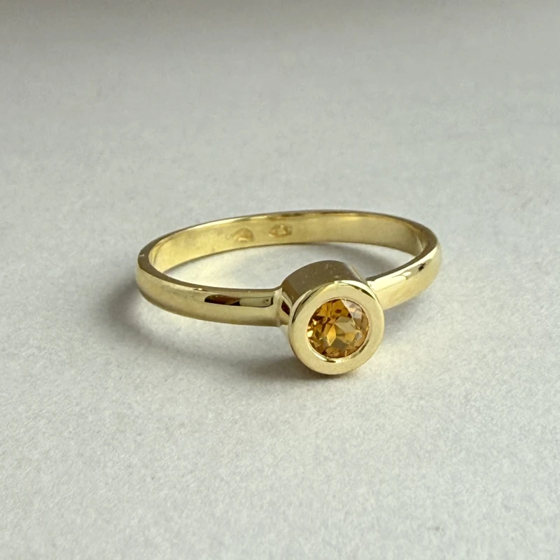 pierścionek złoty 585 z naturalnym cytrynam 0,17ct-bluemoss.jpg