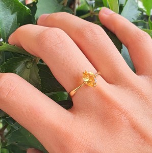 złoty pierścionek-cytryn.jpg